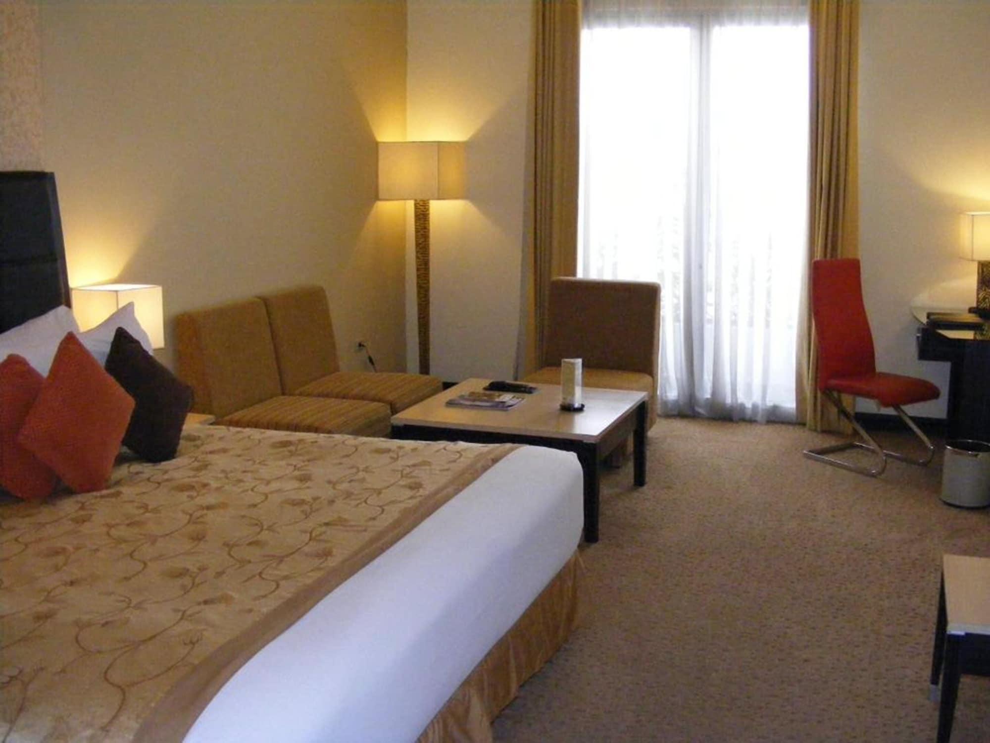 Golden Flower By Kagum Hotels Μπαντούνγκ Εξωτερικό φωτογραφία