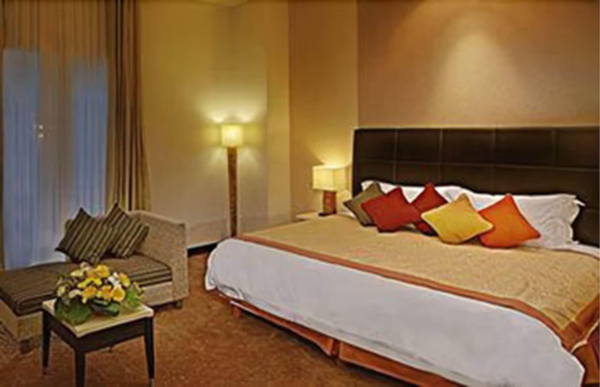 Golden Flower By Kagum Hotels Μπαντούνγκ Εξωτερικό φωτογραφία