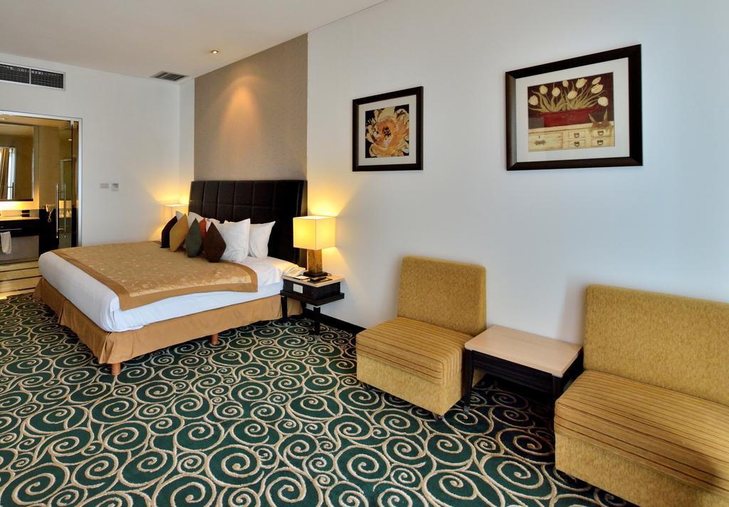 Golden Flower By Kagum Hotels Μπαντούνγκ Εξωτερικό φωτογραφία