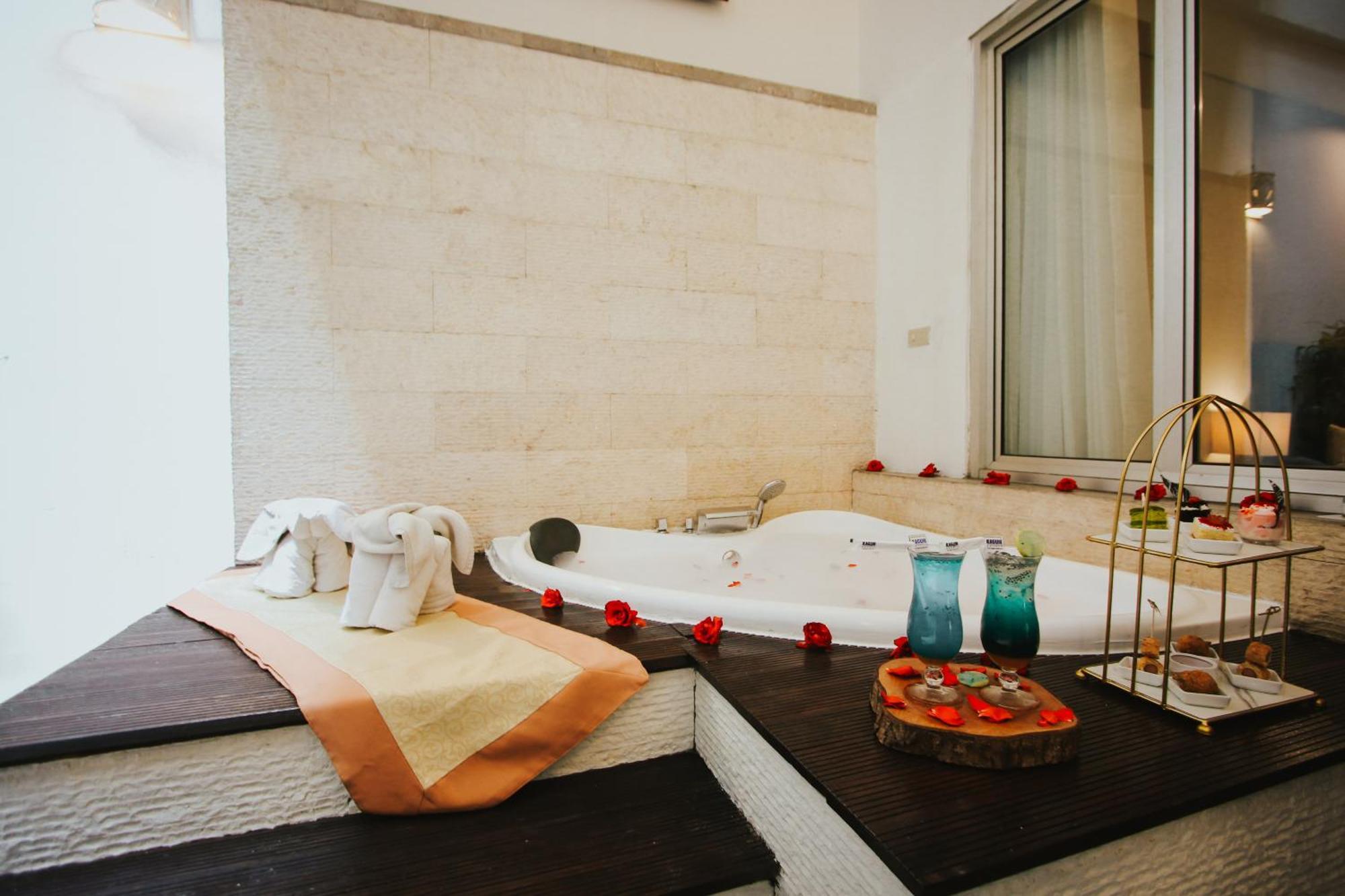 Golden Flower By Kagum Hotels Μπαντούνγκ Εξωτερικό φωτογραφία