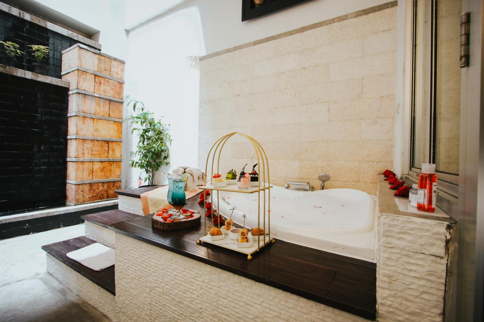 Golden Flower By Kagum Hotels Μπαντούνγκ Εξωτερικό φωτογραφία